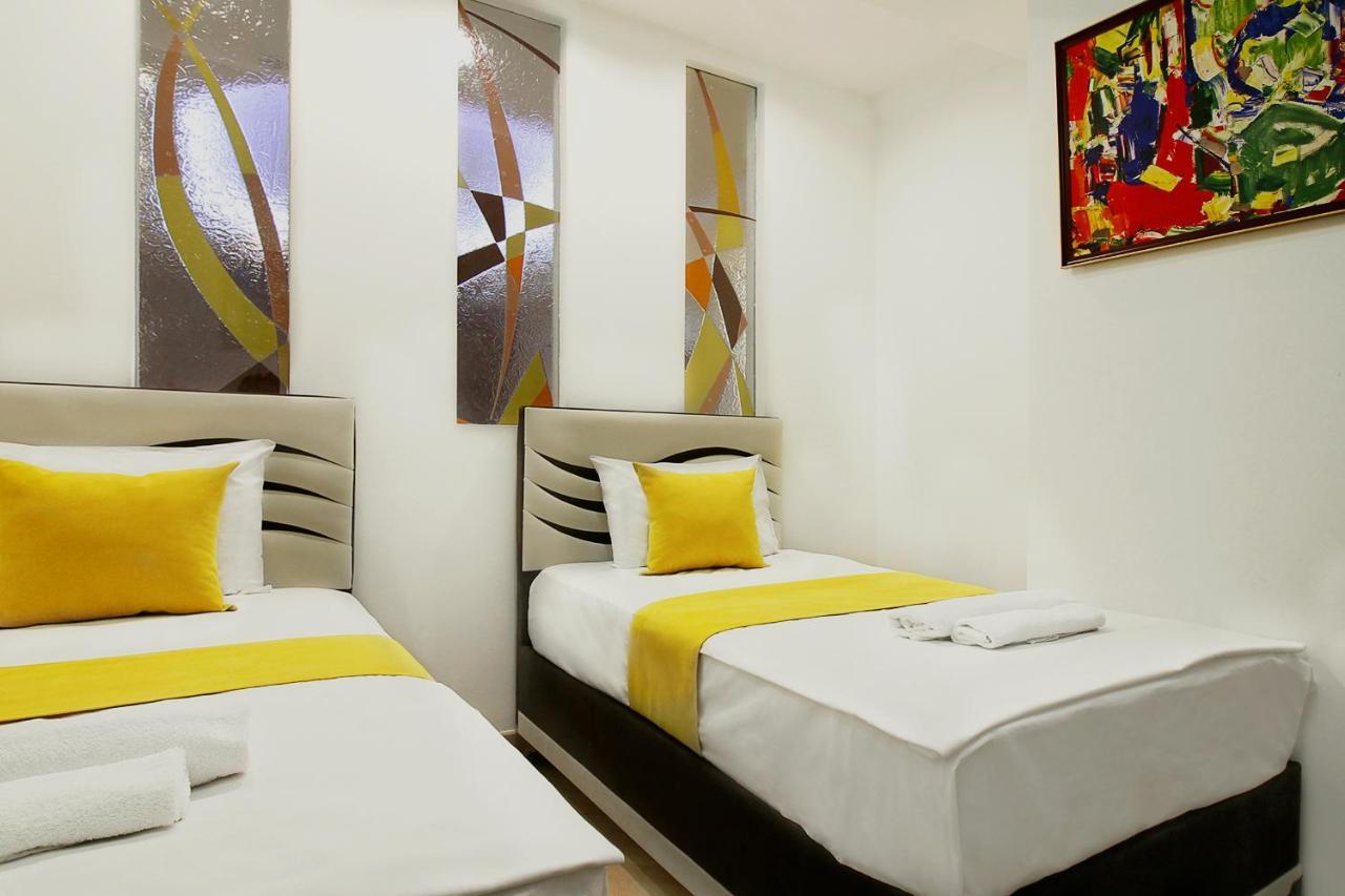 3 Bedroom Apartment Near Republic Square เยเรวาน ภายนอก รูปภาพ